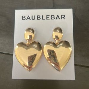 BaubleBar Sheri earrings. Puffy hearts. New with tags.